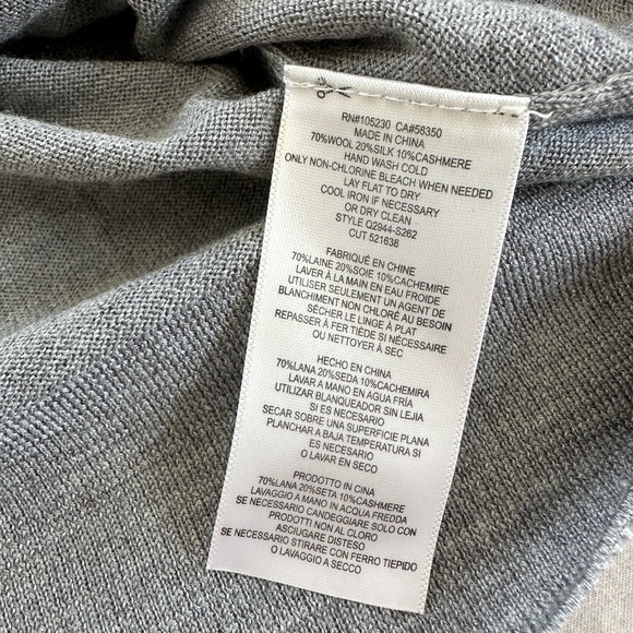 Equipment Gray Crewneck Lightweight Sweater - Picture 3 of 4